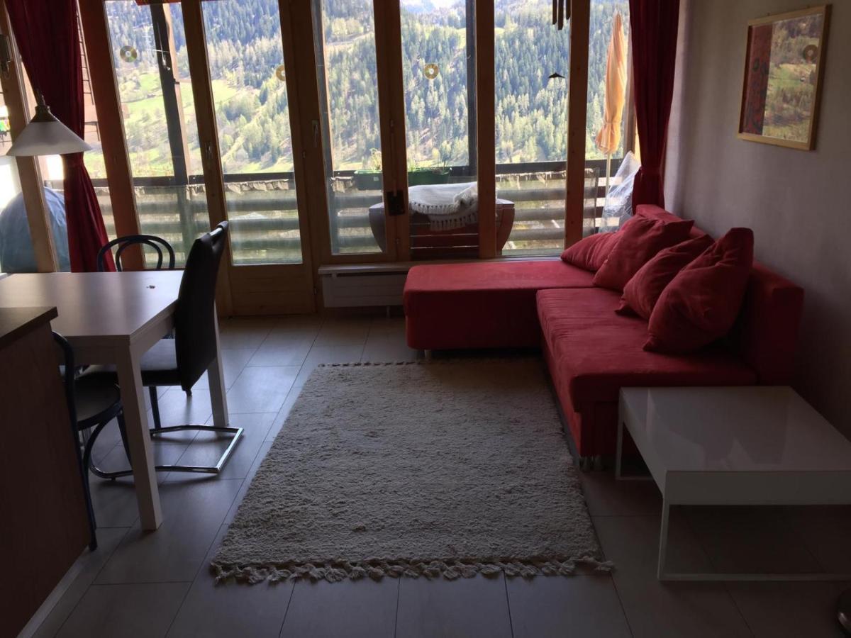 Ferienwohnung Lax Wallis Bagian luar foto