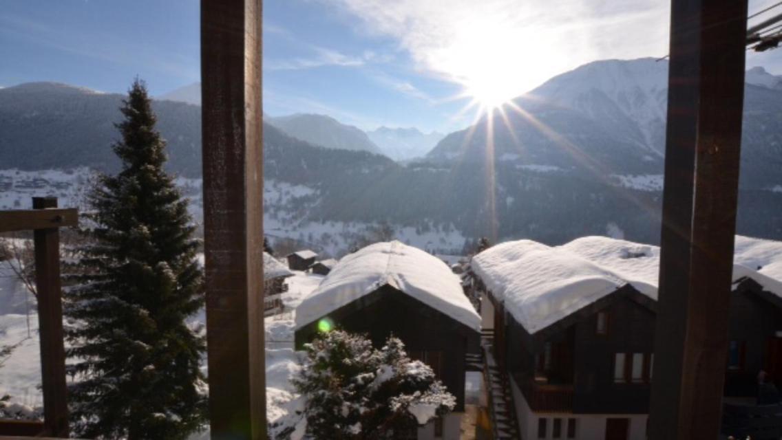 Ferienwohnung Lax Wallis Bagian luar foto